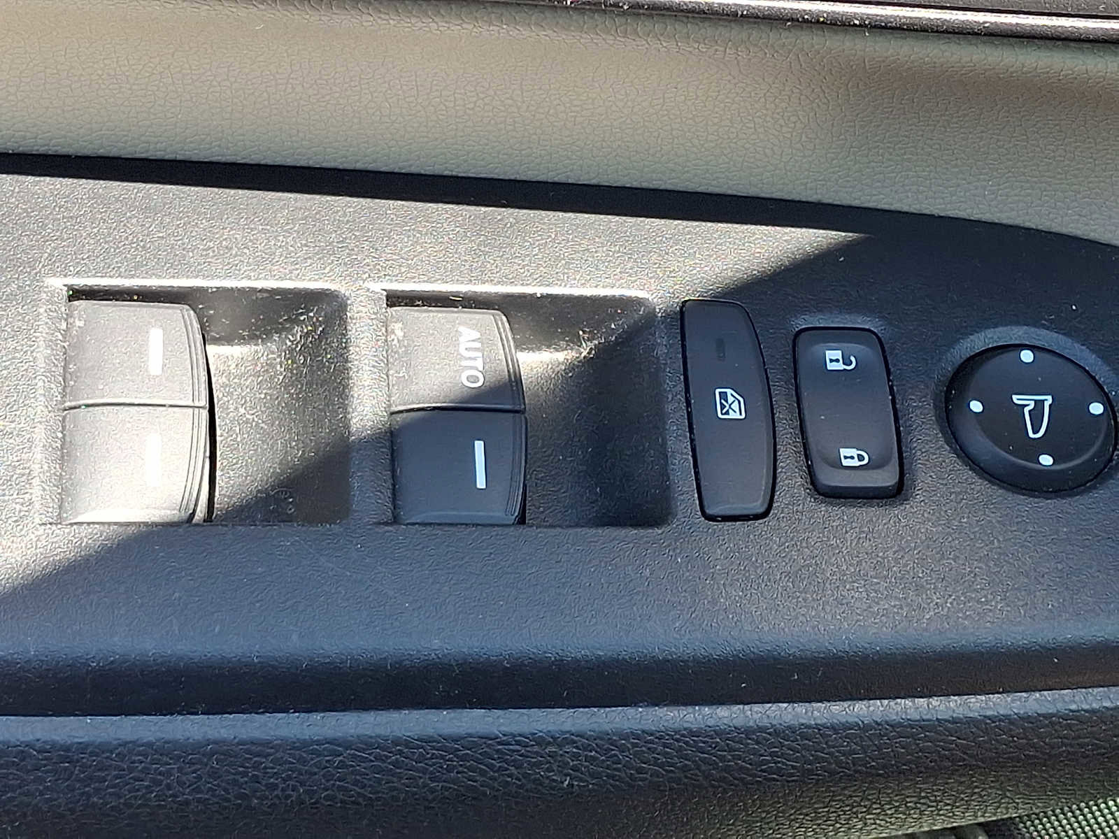 Used 2018 Honda CR-V LX image 26
