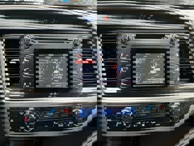 Used 2014 Toyota Highlander Plus image 28