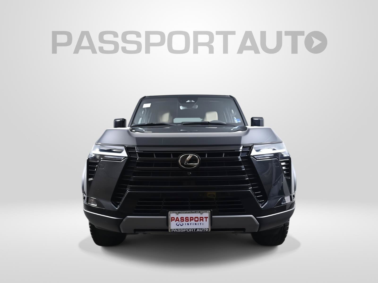 Used 2024 Lexus GX 550 AWD/4WD image 2