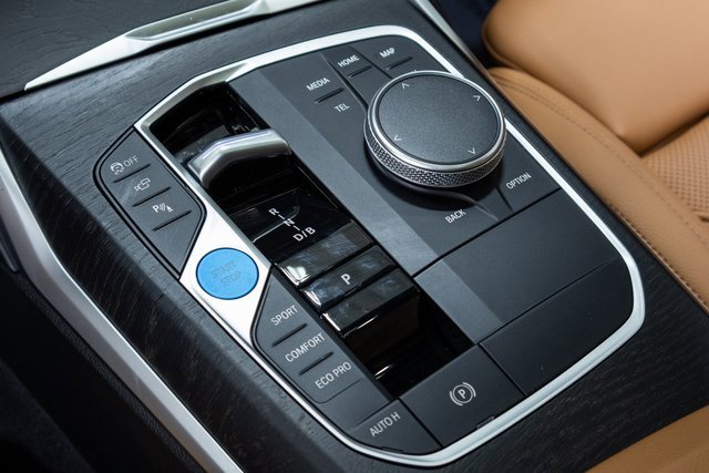 Certified 2023 BMW i4 eDrive35 image 17