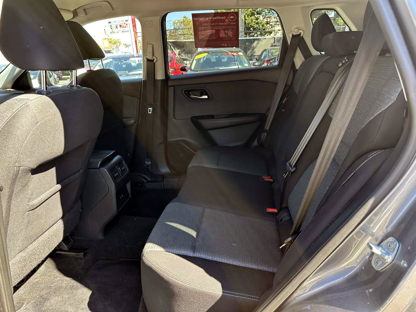 Certified 2022 Nissan Rogue SV AWD/4WD image 15