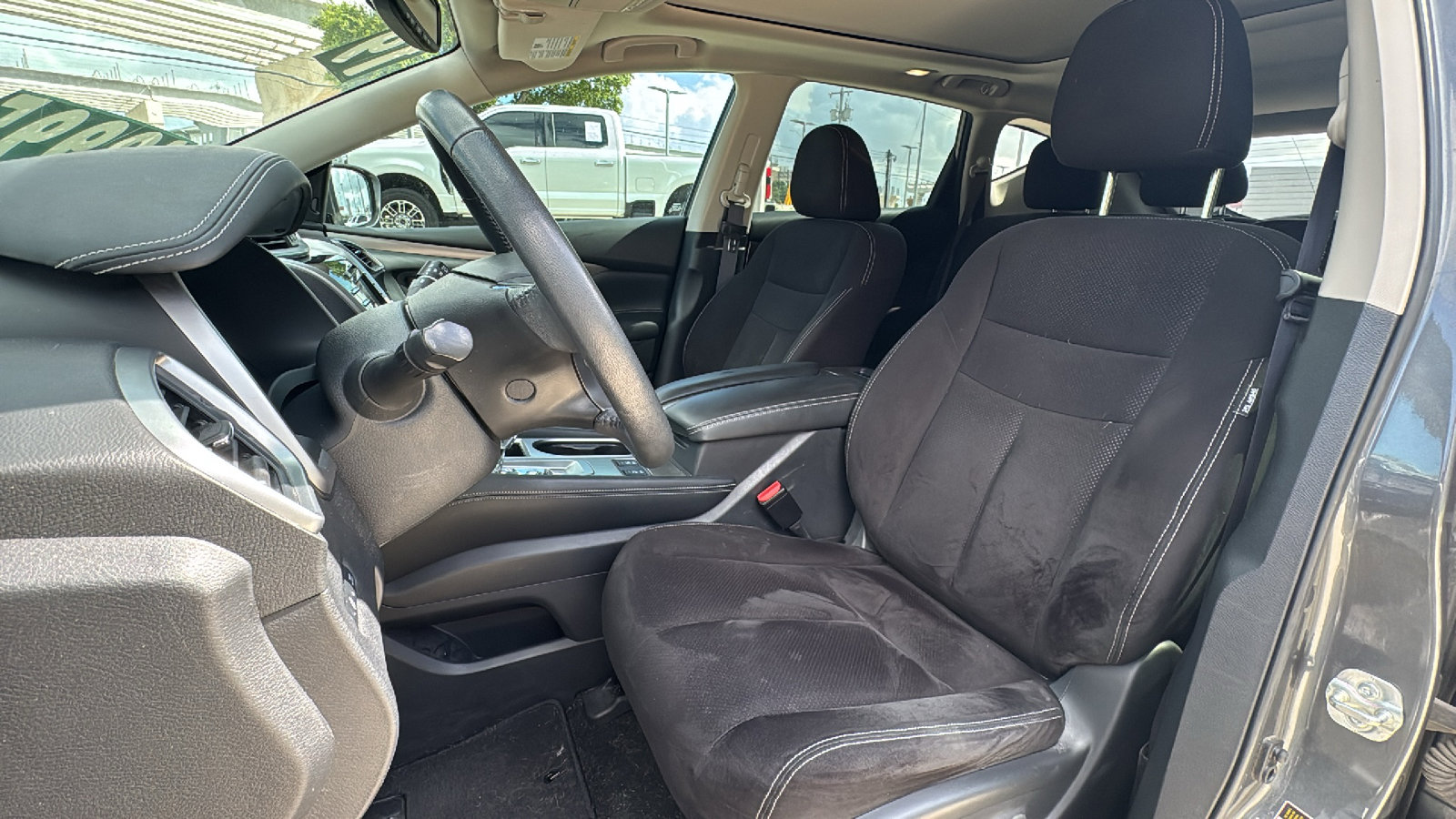 Used 2019 Nissan Murano SV w/ Premium Package FWD image 14