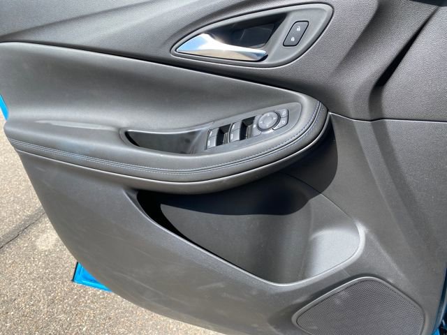 Used 2025 Buick Encore GX Sport Touring w/ Advanced Technology Package image 13