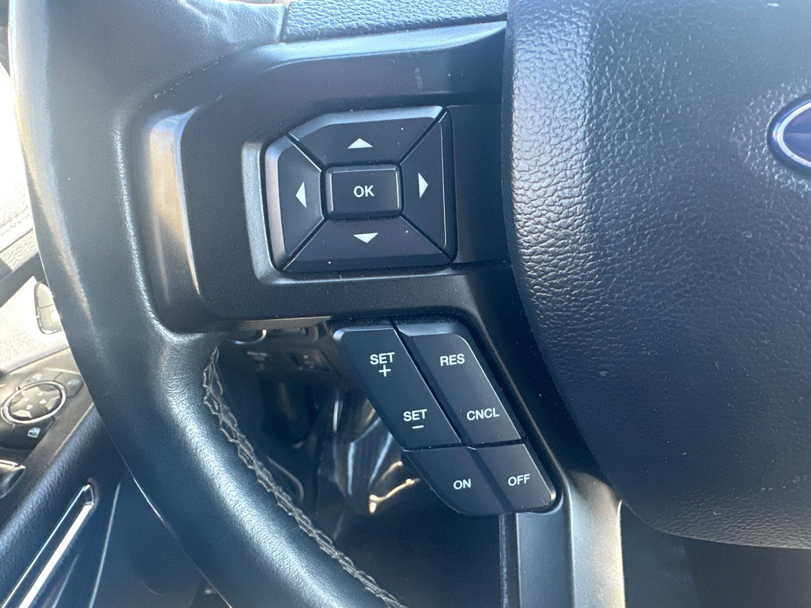 Used 2020 Ford Expedition Max Limited image 23