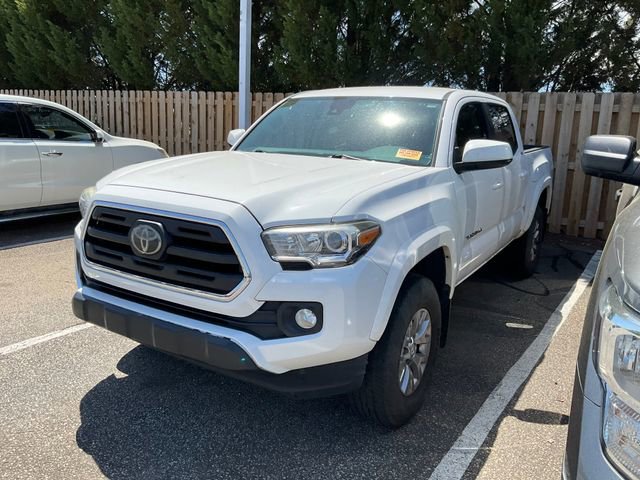 Used 2018 Toyota Tacoma SR5 RWD image 3