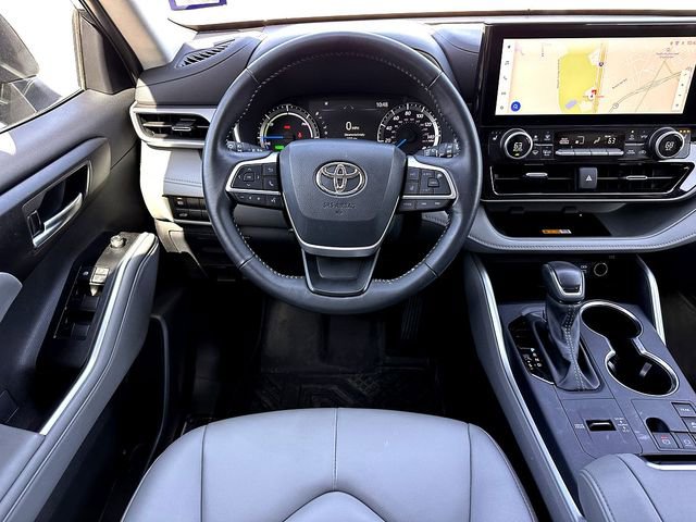 Certified 2025 Toyota Highlander XLE AWD/4WD image 23