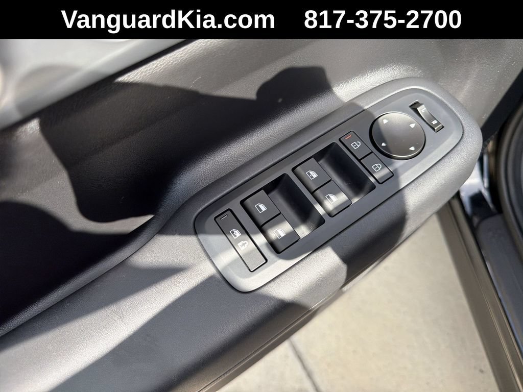 Used 2026 Hyundai Santa Fe SE FWD image 17