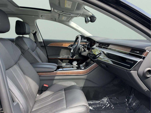 Certified 2022 Audi A8 L 3.0T AWD/4WD image 30