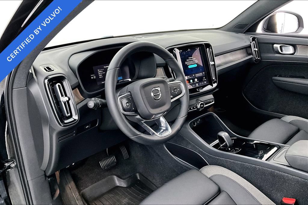 Certified 2023 Volvo C40 Recharge Core w/ Protection Package Premier AWD/4WD image 15