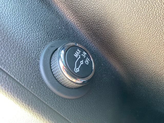 Used 2026 Cadillac XT5 Premium Luxury w/ Driver Assist Package AWD/4WD image 16