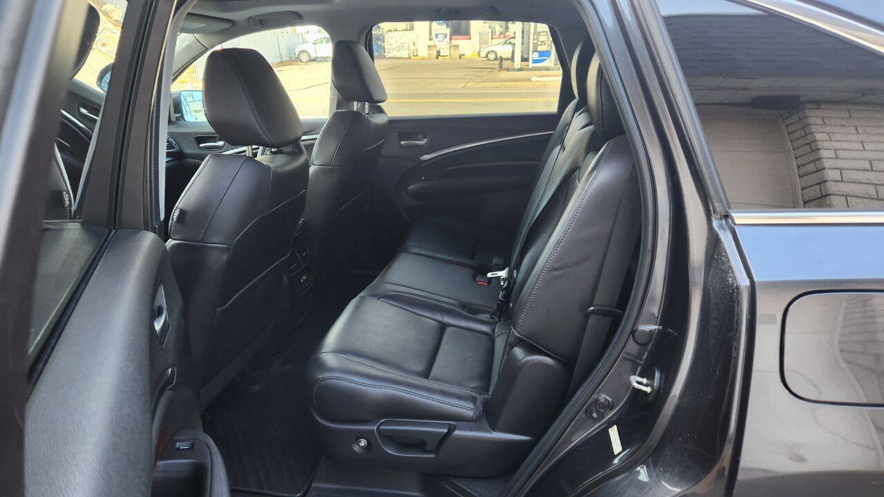 Used 2016 Acura MDX w/ Technology Package AWD/4WD image 17