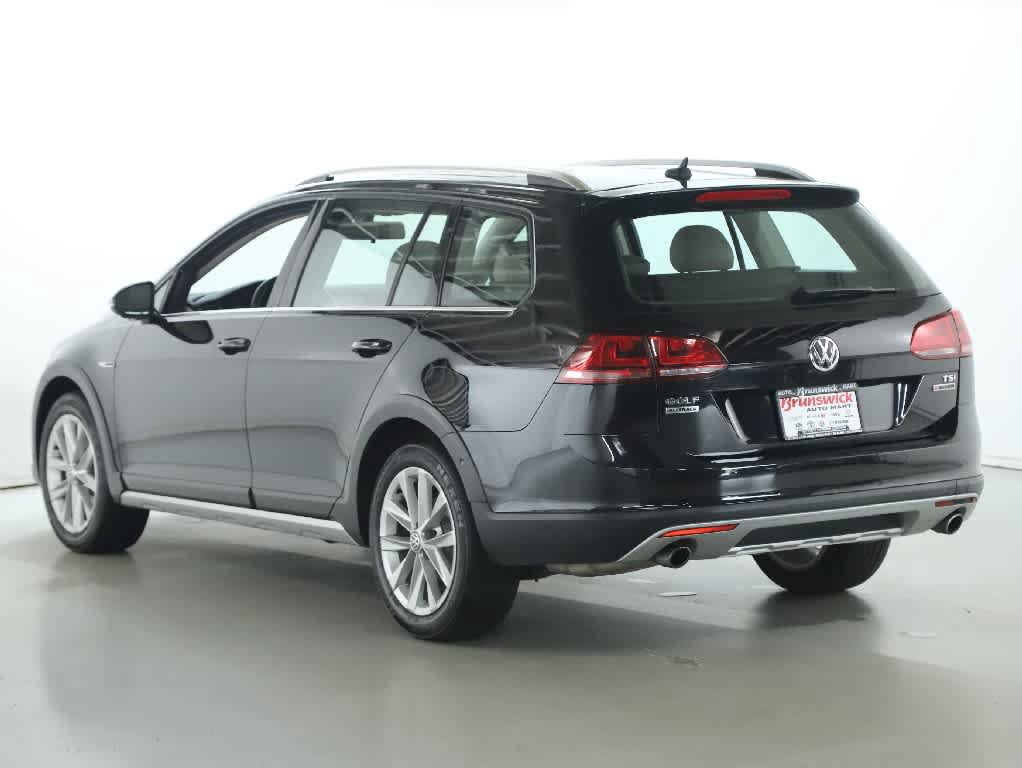 Used 2017 Volkswagen Golf Alltrack SE AWD/4WD image 40