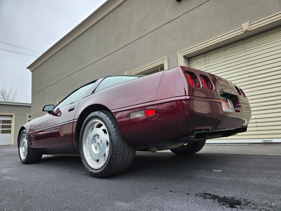 Used 1993 Chevrolet Corvette Coupe RWD image 6