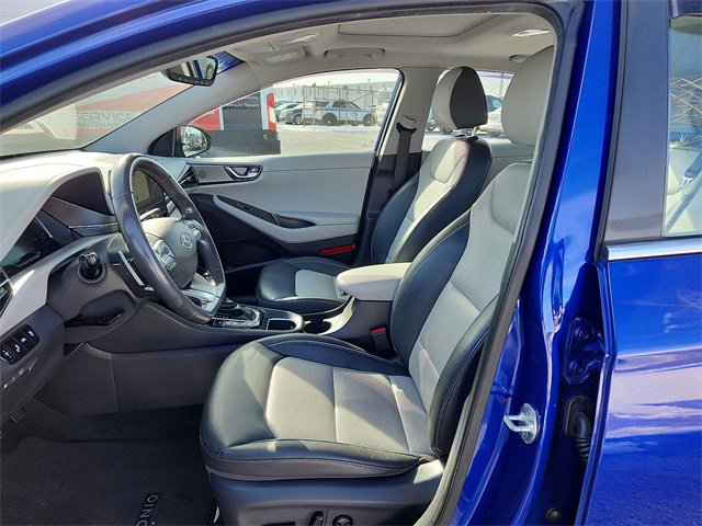 Used 2020 Hyundai Ioniq Limited image 8