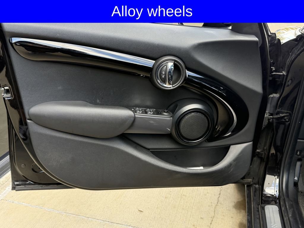 Used 2020 MINI Cooper S image 23