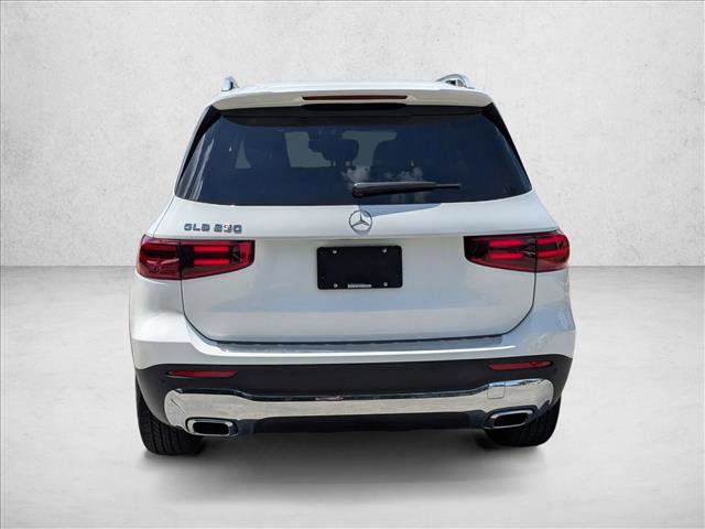Used 2025 Mercedes-Benz GLB 250 image 7