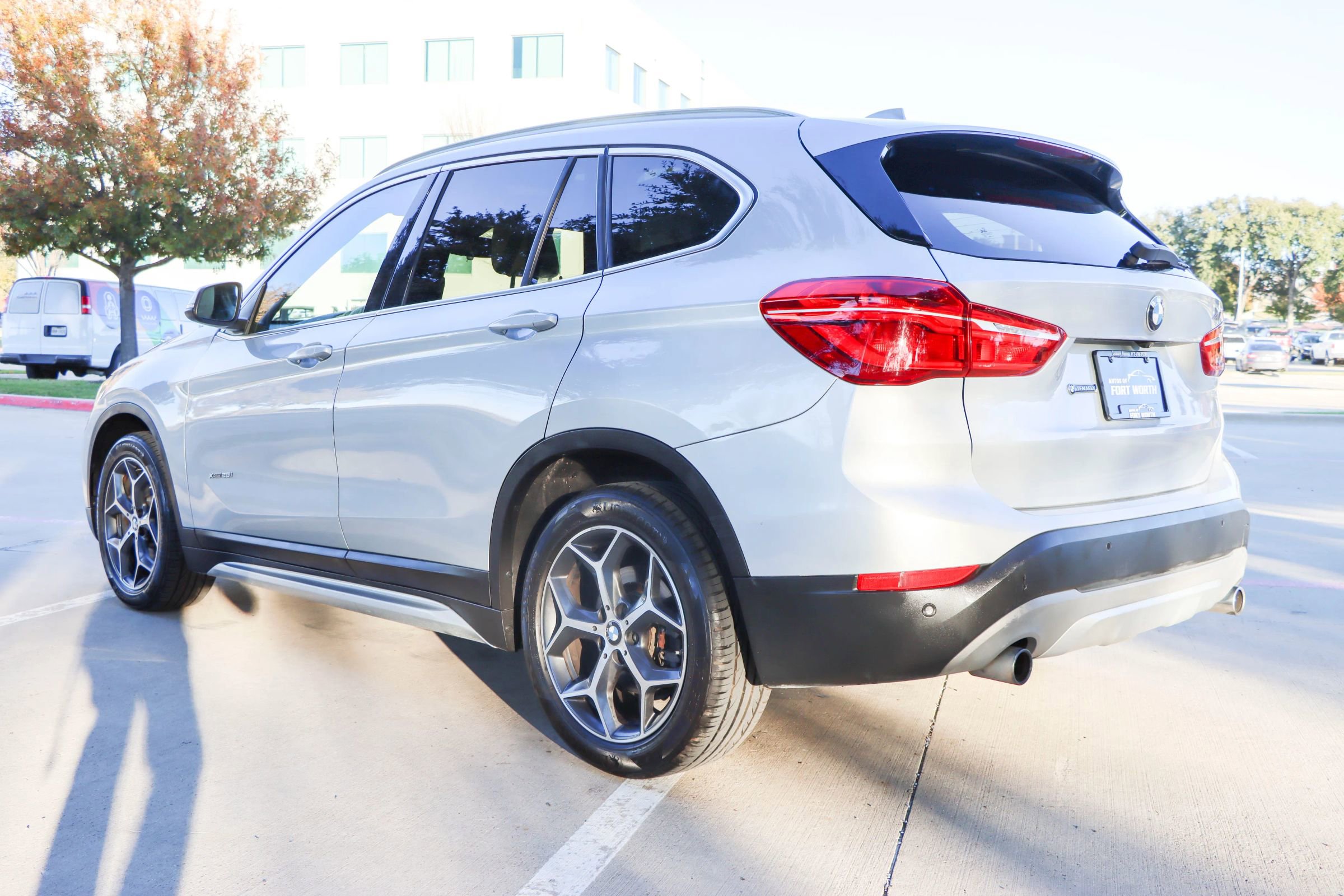 Used 2017 BMW X1 xDrive28i image 5