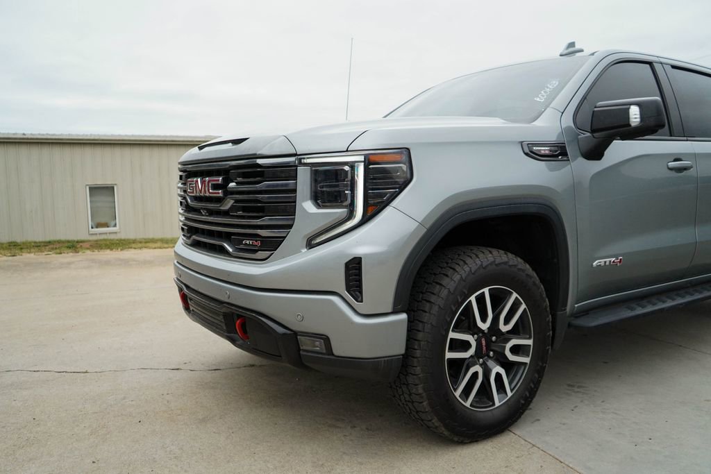 Used 2024 GMC Sierra 1500 AT4 w/ Technology Package AWD/4WD image 17