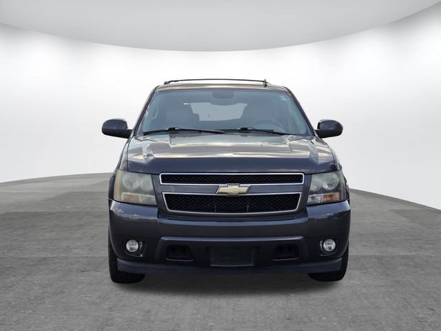 Used 2011 Chevrolet Suburban LT RWD video 3