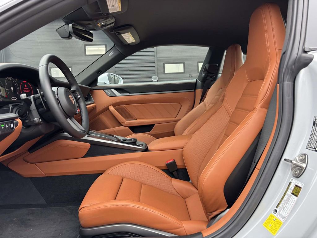 New 2026 Porsche 911 Carrera image 17