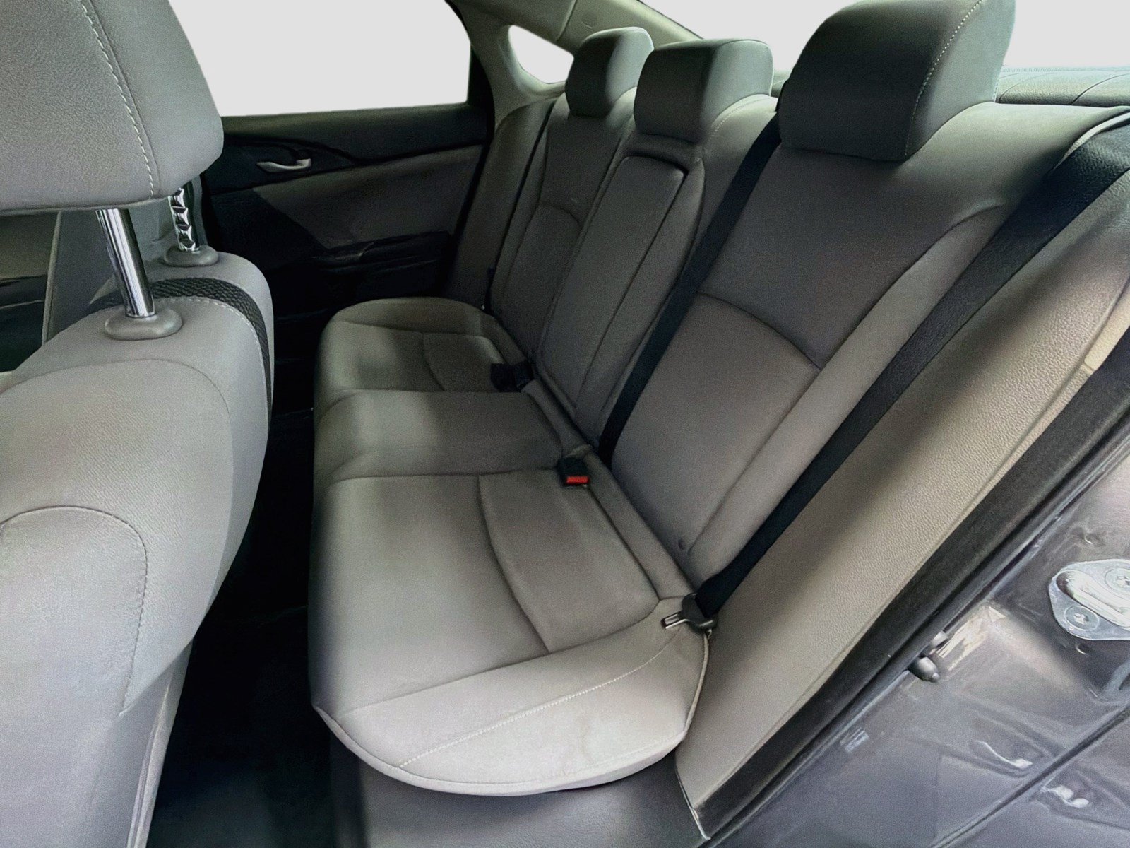 Used 2019 Honda Civic EX image 13