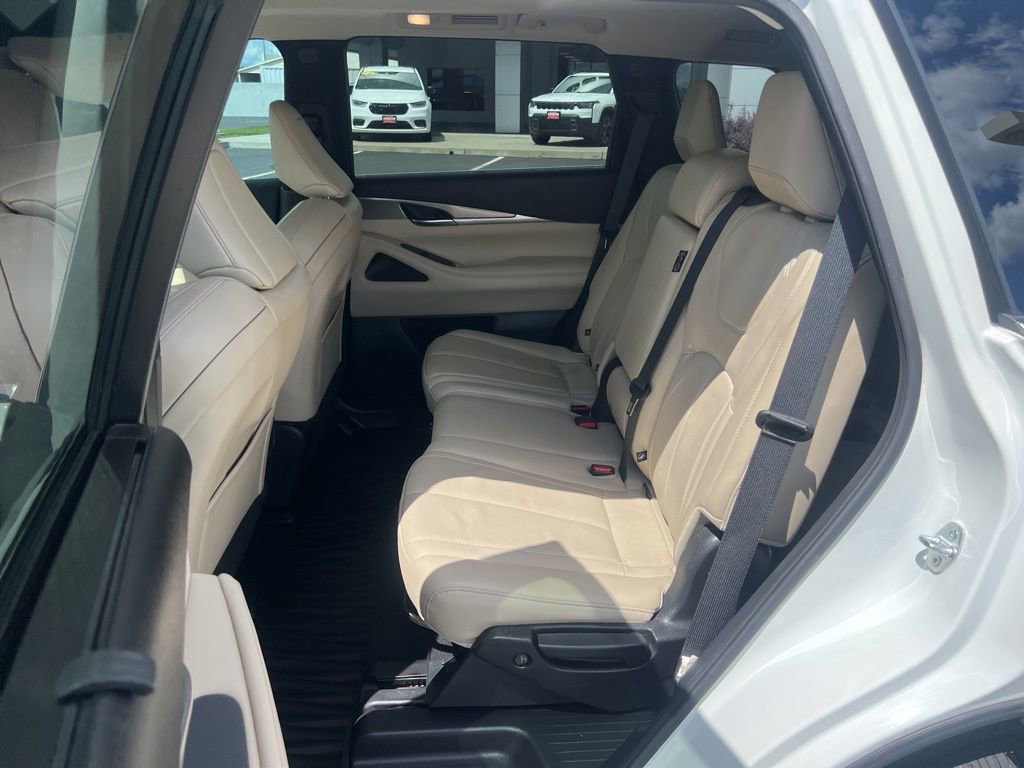 Used 2023 INFINITI QX60 Luxe AWD/4WD image 29