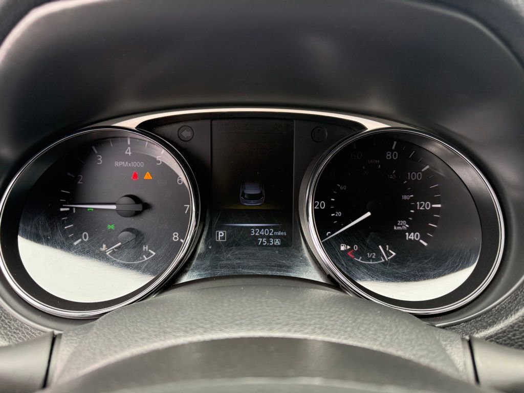 Used 2014 Nissan Rogue SL image 28