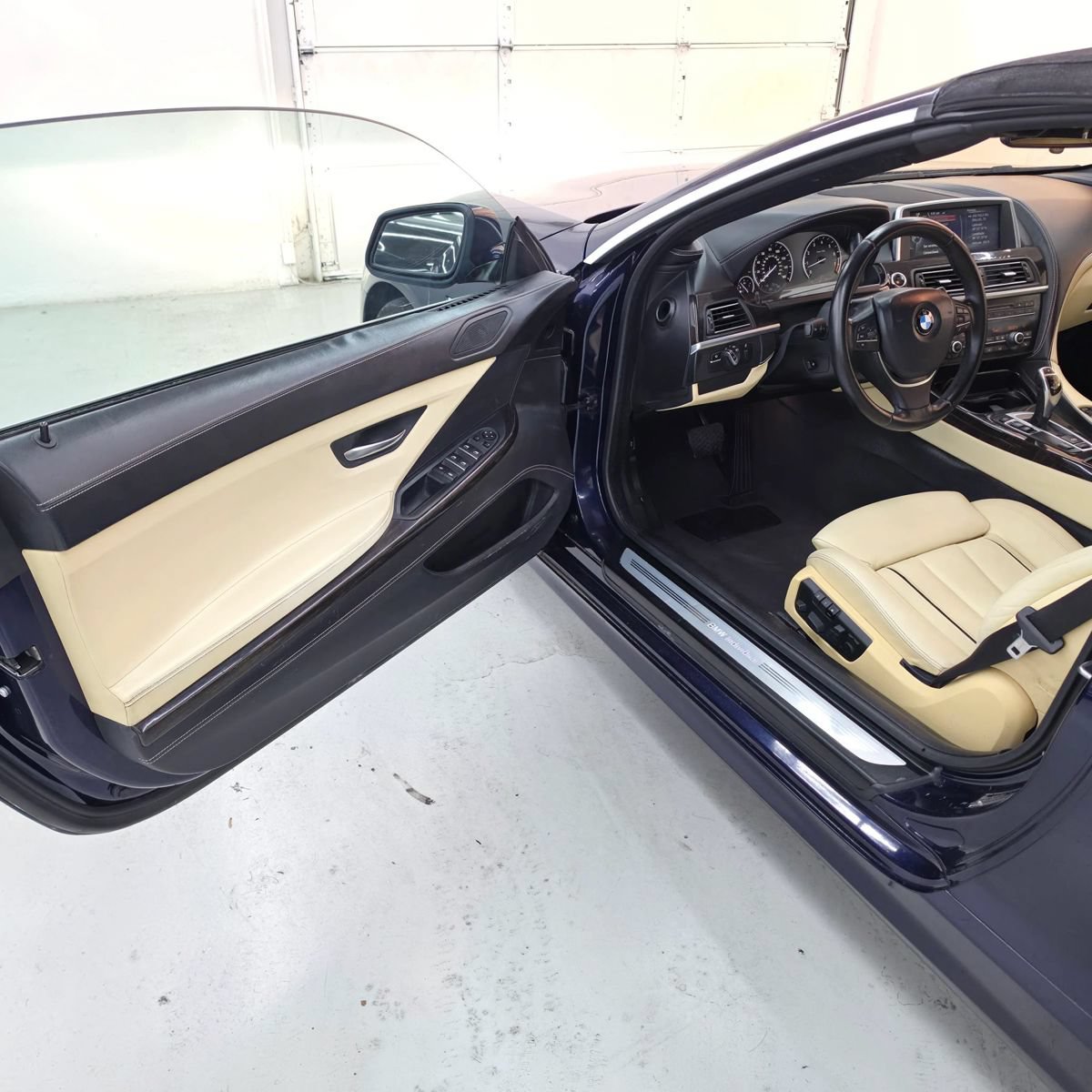 Used 2014 BMW 640i Convertible RWD image 16