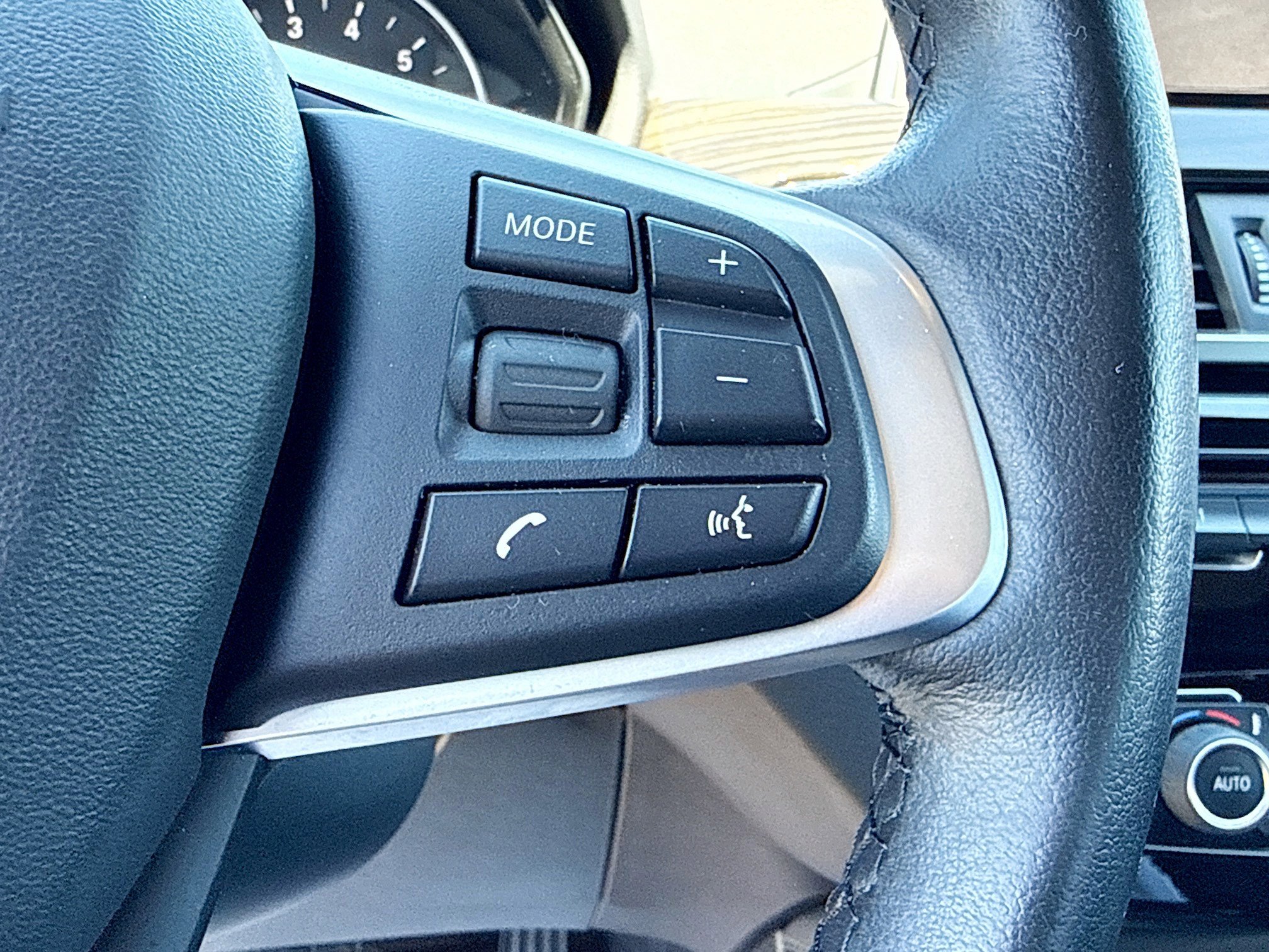 Used 2017 BMW X1 sDrive28i FWD image 39
