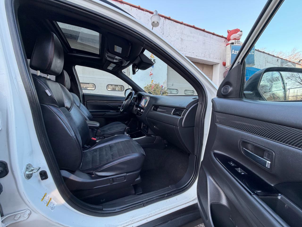 Used 2020 Mitsubishi Outlander LE FWD image 36