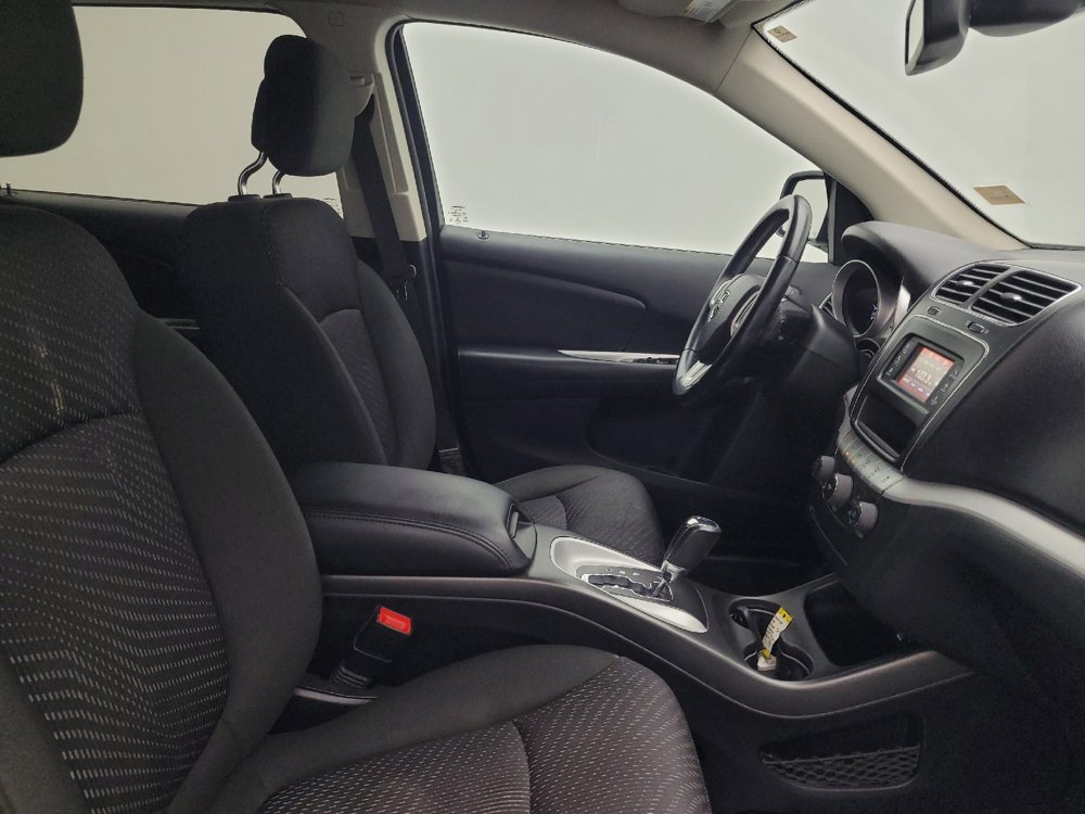 Used 2020 Dodge Journey SE w/ SE Popular Equipment Group FWD image 21