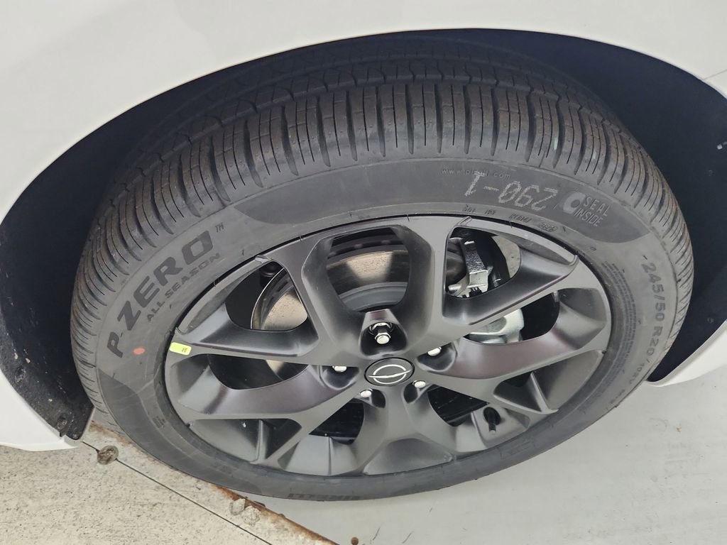 New 2026 Chrysler Pacifica Limited image 36