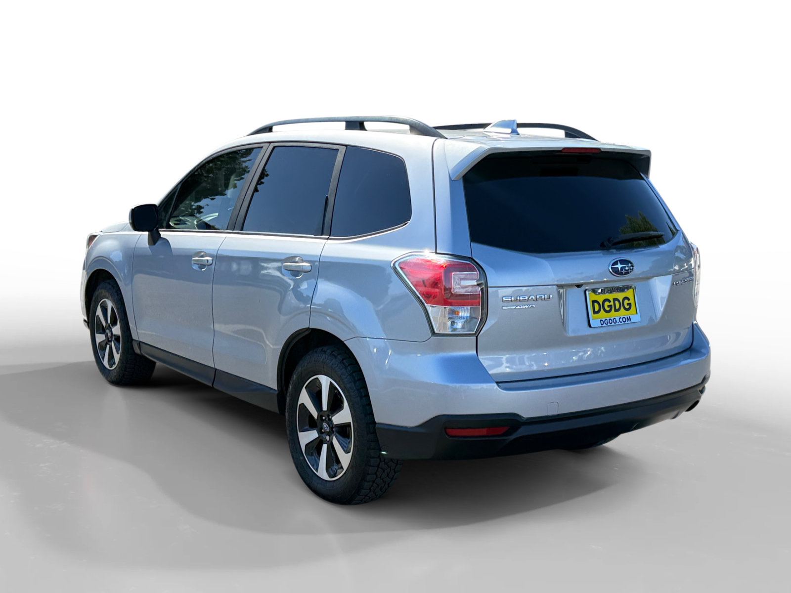 Used 2018 Subaru Forester 2.5i Premium AWD/4WD image 3