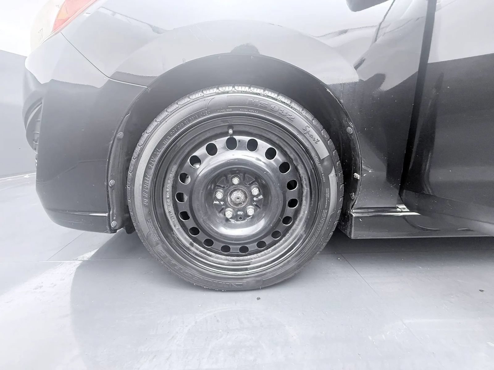 Used 2012 MAZDA MAZDA5 Grand Touring FWD image 17