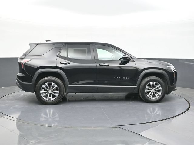 Used 2025 Chevrolet Equinox LT FWD image 16