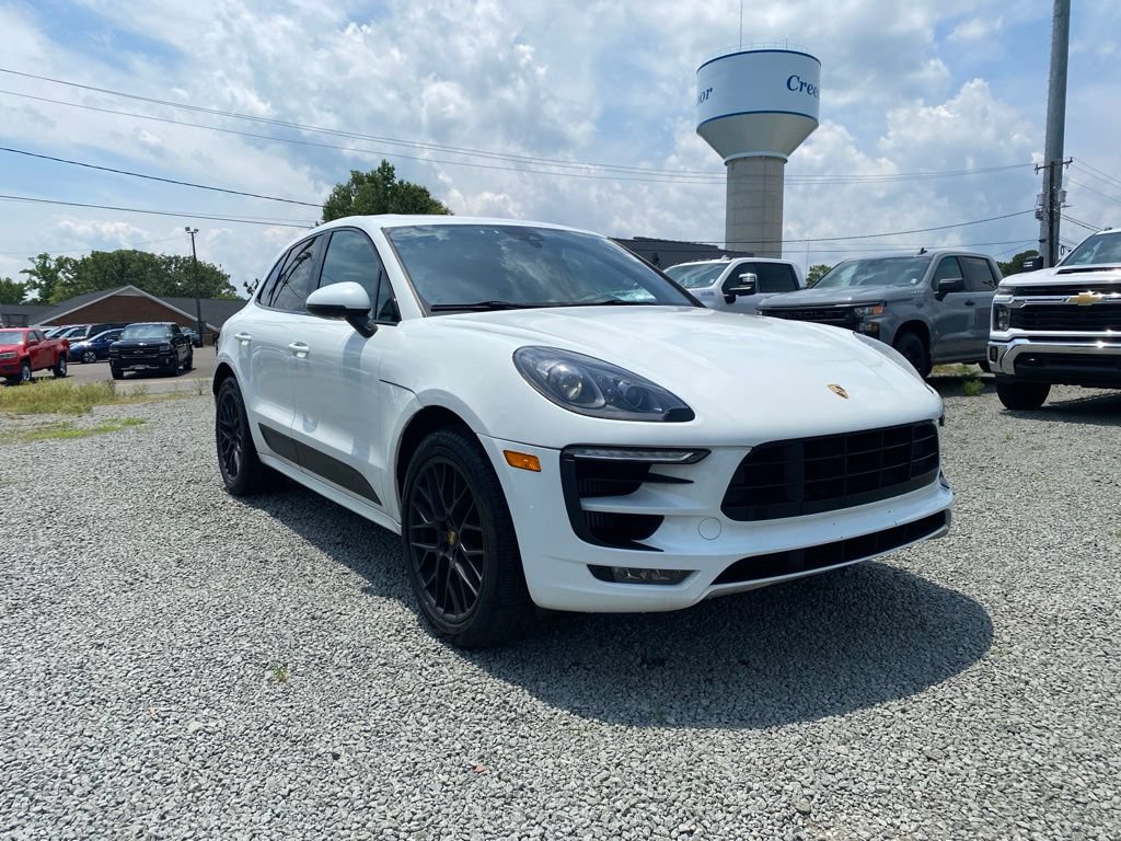 Used 2017 Porsche Macan GTS AWD/4WD image 9