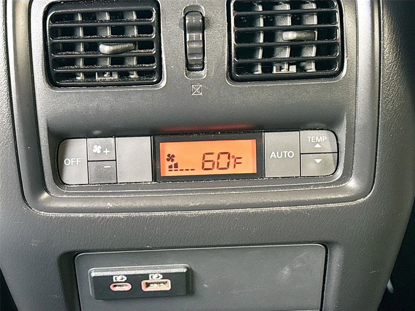 Used 2019 Nissan Pathfinder S FWD image 24