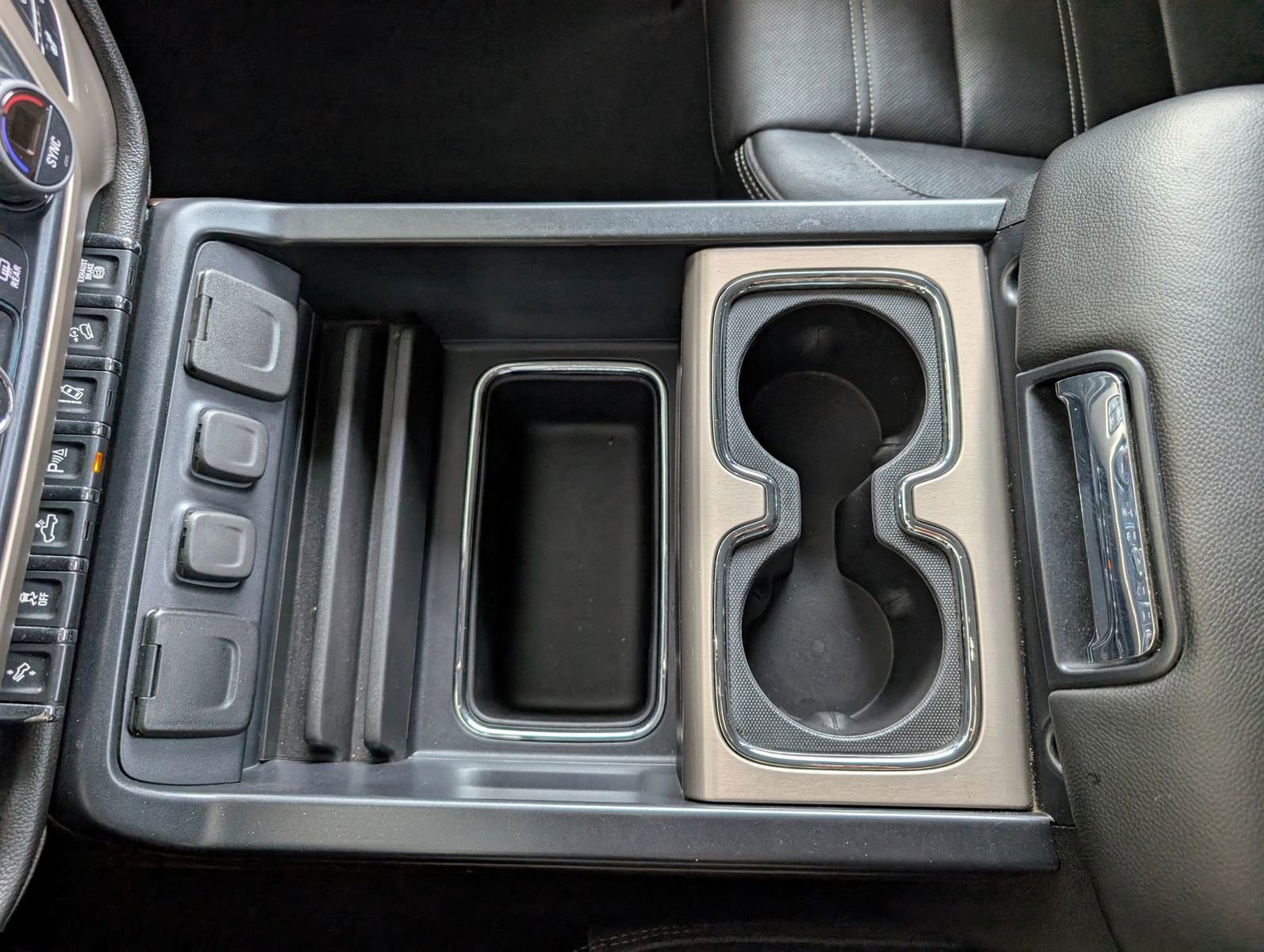 Used 2019 GMC Sierra 3500 Denali image 25