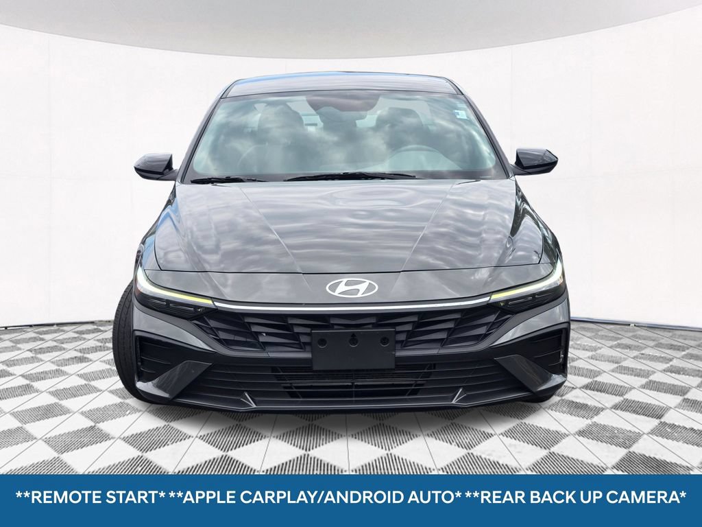 Certified 2025 Hyundai Elantra Sport w/ Cargo Package FWD image 2