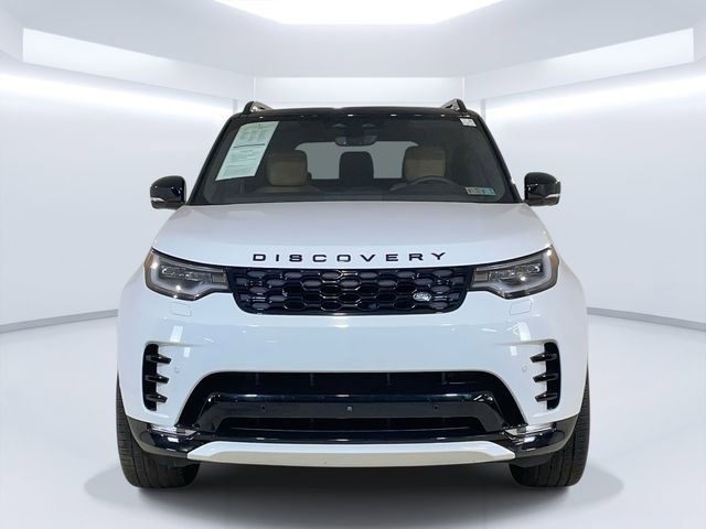 Used 2025 Land Rover Discovery Dynamic SE image 10