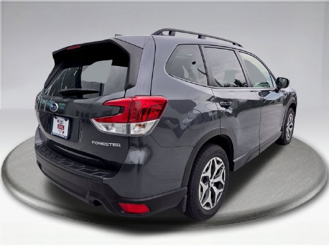 Certified 2023 Subaru Forester Premium AWD/4WD image 21