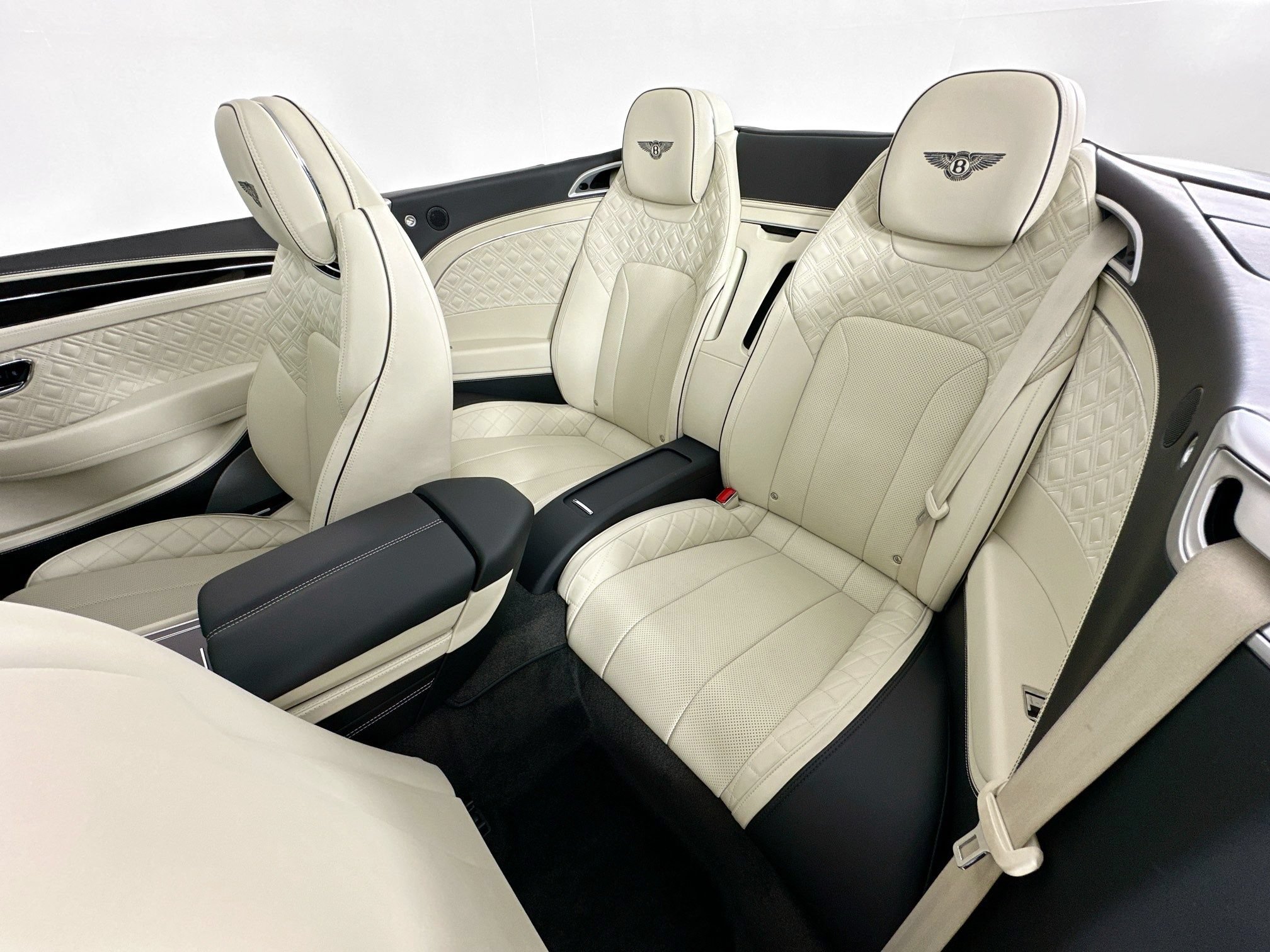Certified 2021 Bentley Continental GT AWD/4WD image 24