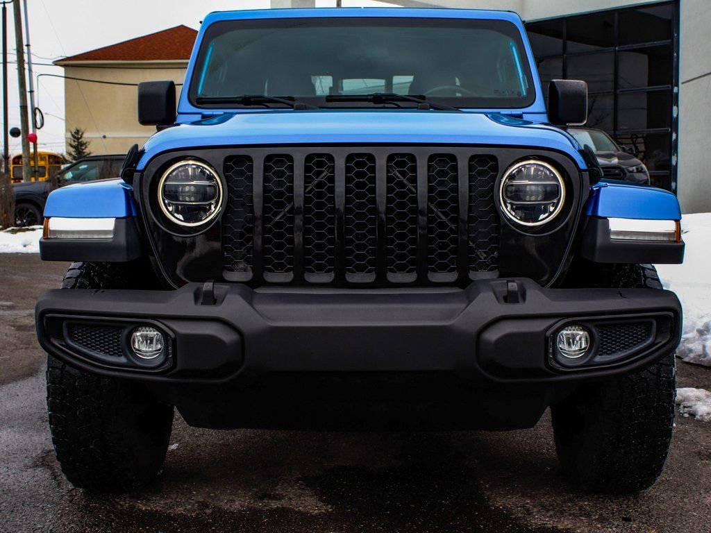 Used 2022 Jeep Gladiator Willys image 2