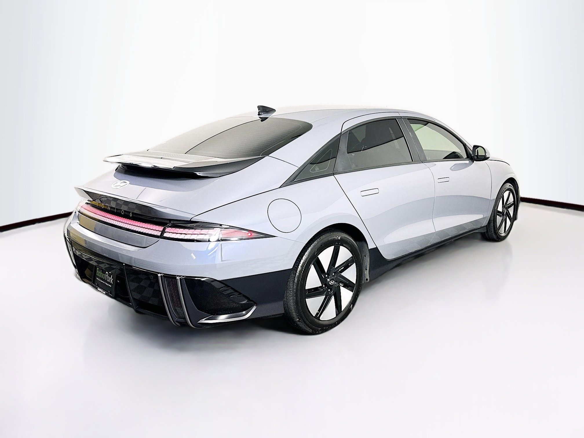 Used 2024 Hyundai Ioniq 6 SE image 9