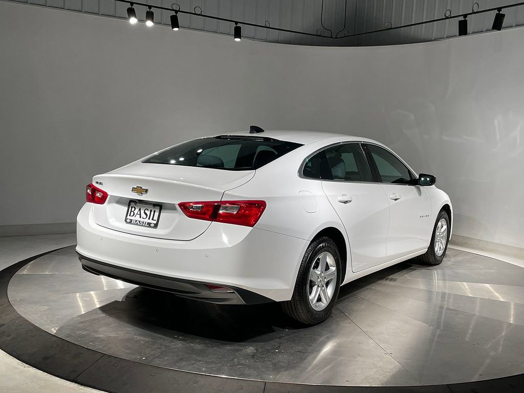 Used 2024 Chevrolet Malibu LS w/ Driver Confidence Package image 11