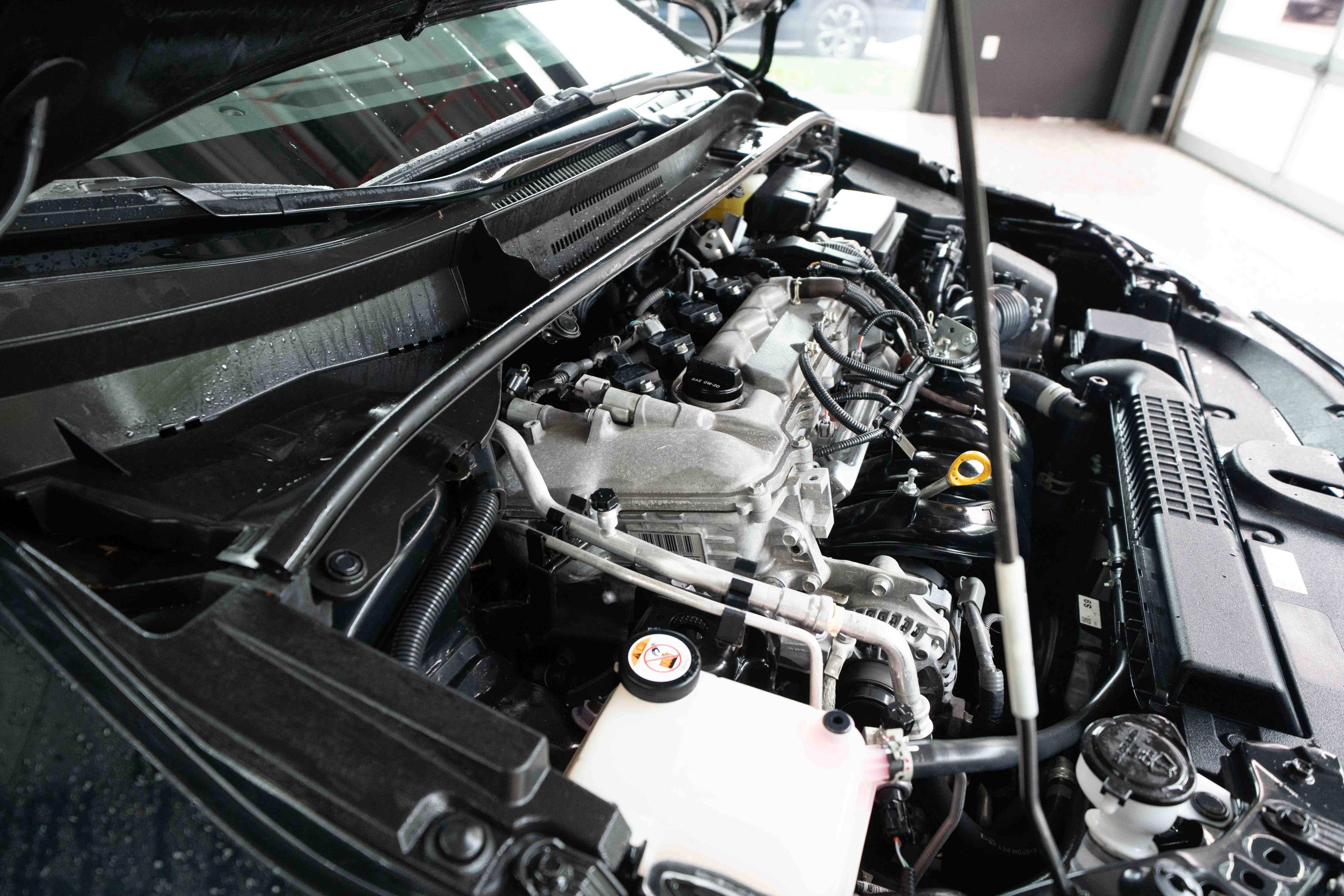 Used 2021 Toyota Corolla LE w/ Carpet Mat Package (TMS) image 31