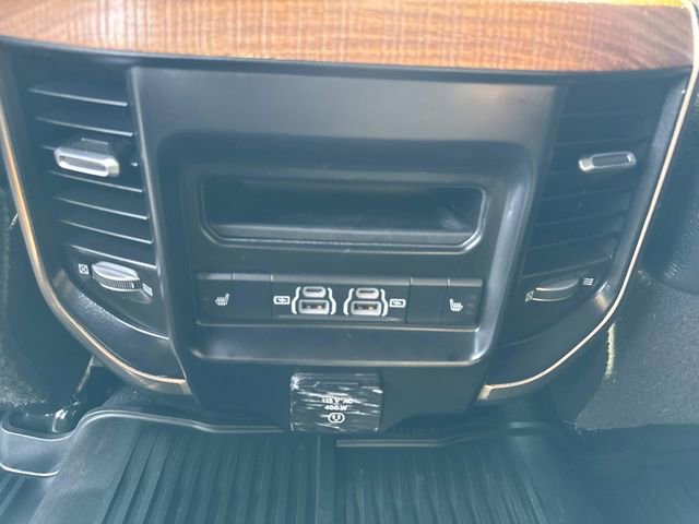 Used 2021 RAM 3500 Limited AWD/4WD image 17