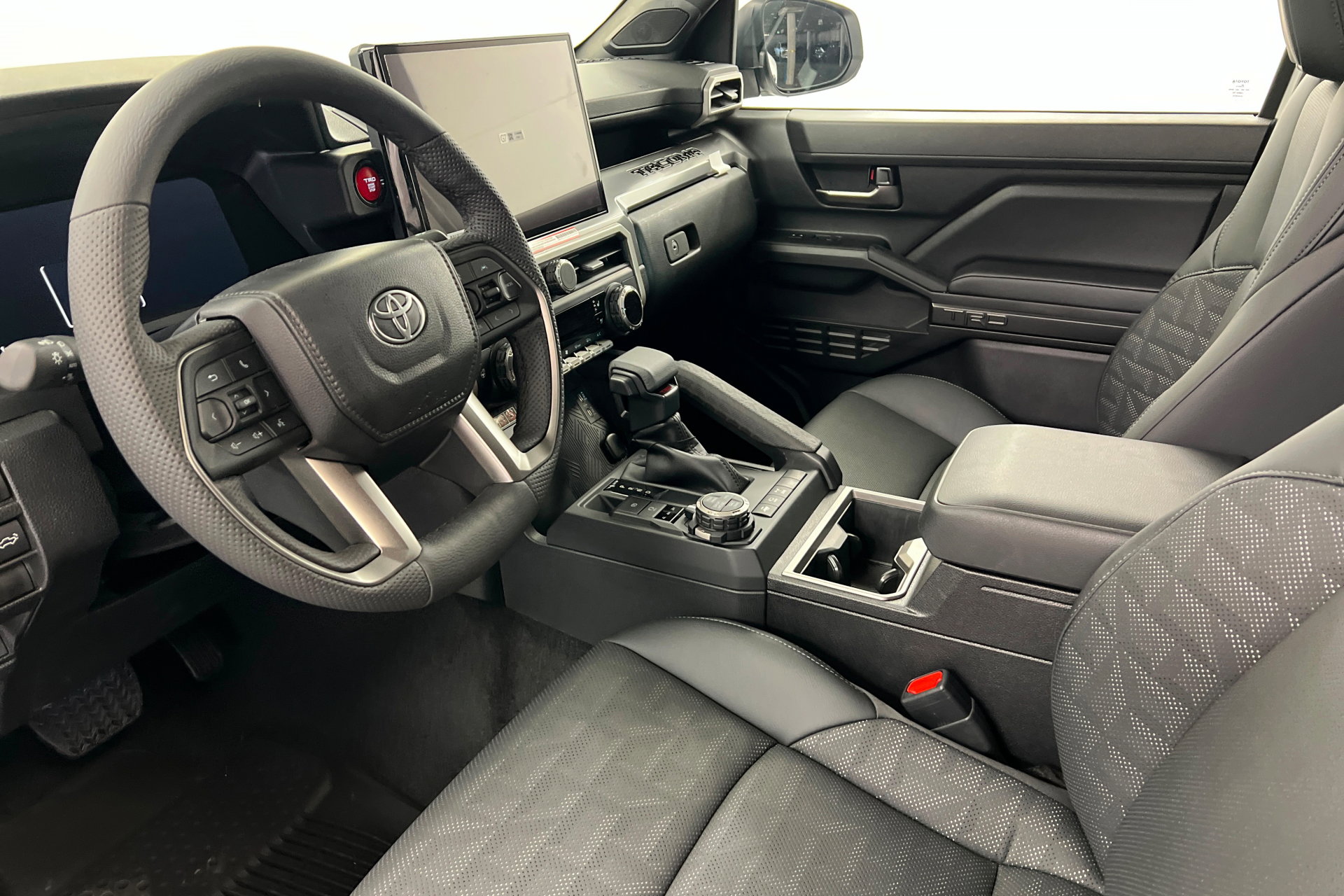New 2026 Toyota Tacoma TRD Off-Road AWD/4WD image 15