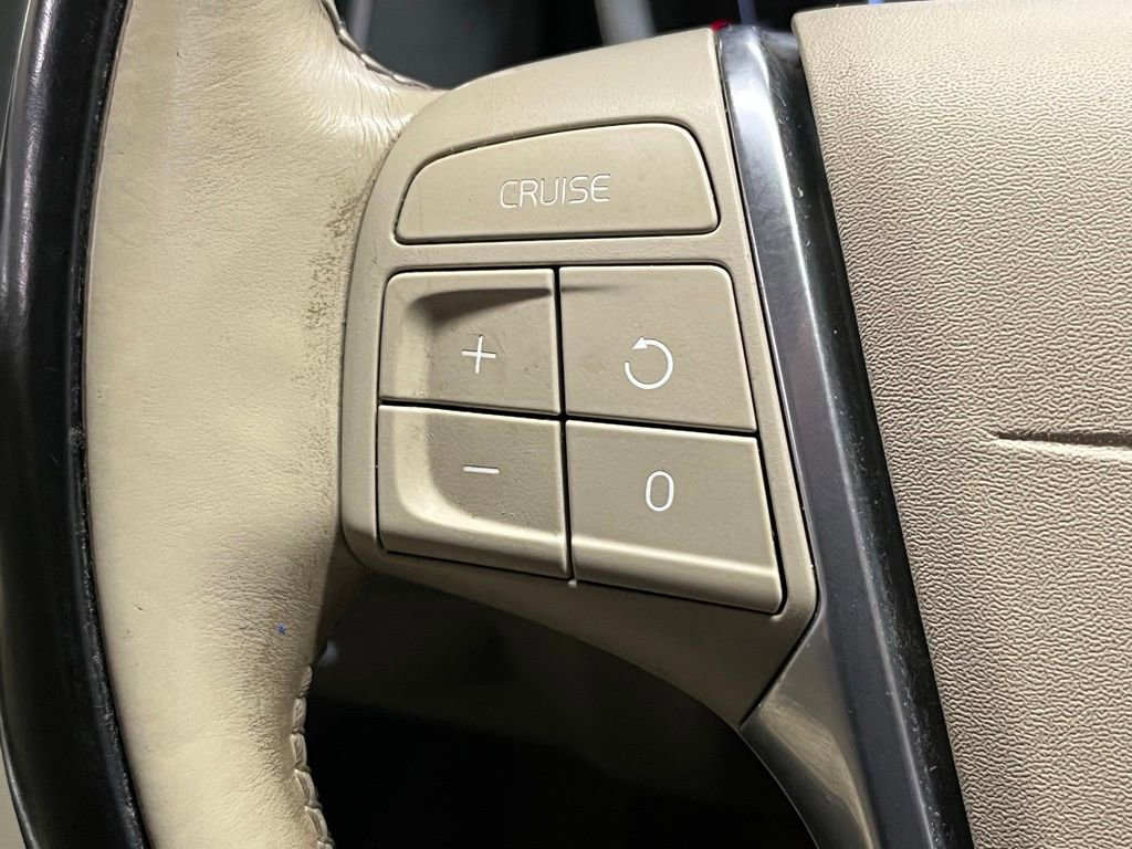 Used 2016 Volvo XC60 T5 Premier image 22