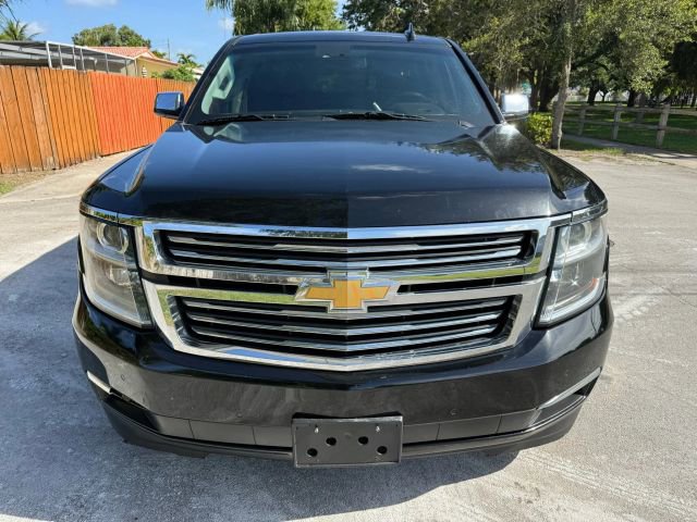 Used 2017 Chevrolet Suburban Premier image 3